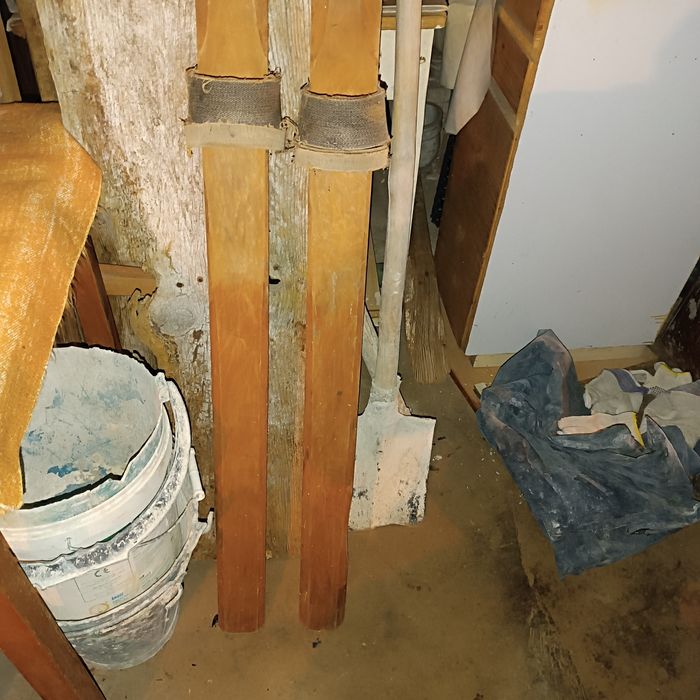 Ски за сняг много стари