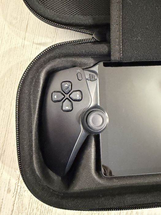 Playstation Portal - Черен