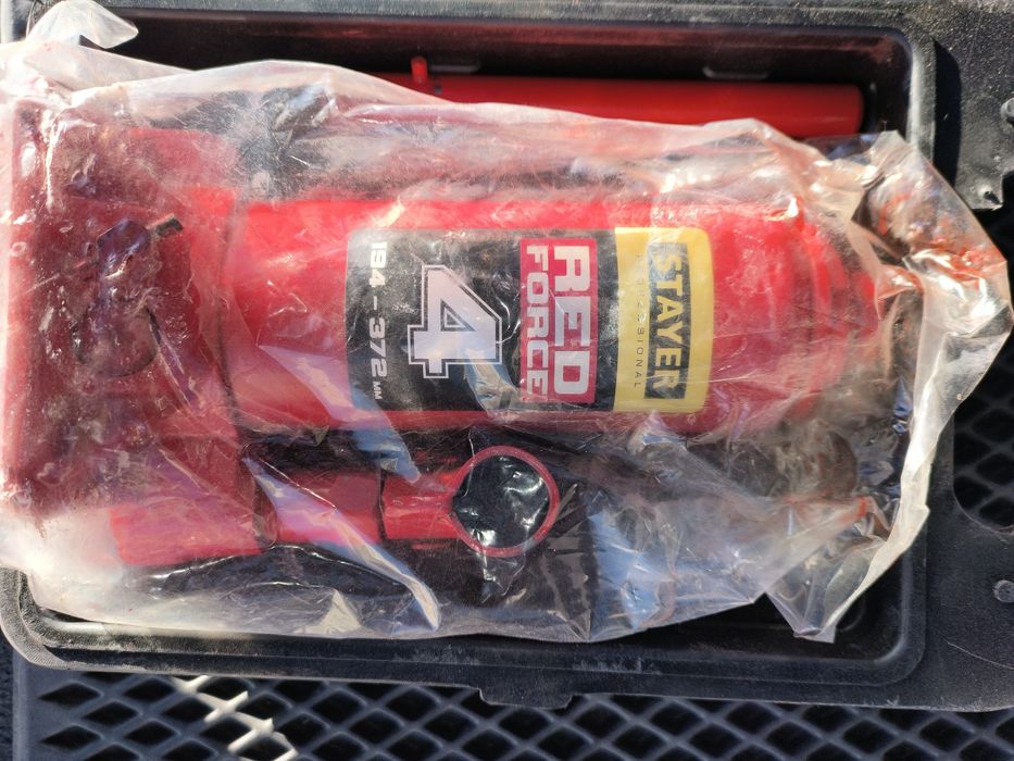 Домкрат гидравлический