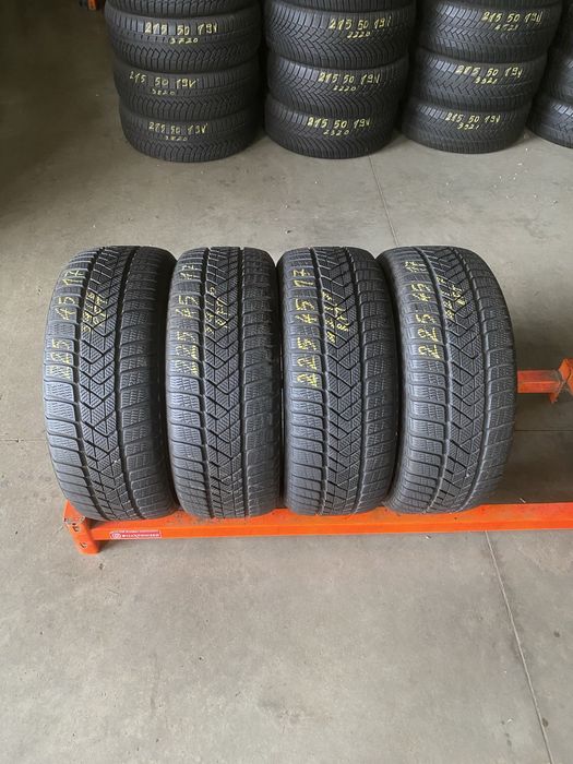 Anvelope iarna 225/45/17 Pirelli Sottozero 3 RFT 225 45 17 R17
