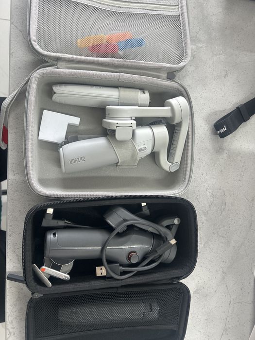 Продам два стабилизатора.