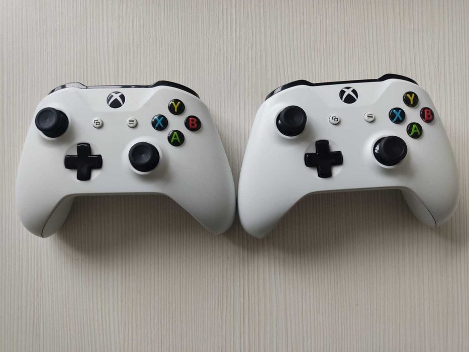 Поодам Xbox one S 1 Tb