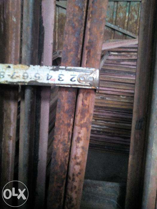 De vanzare profile T 7 lei