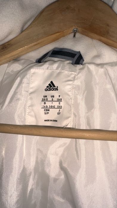 Adidas пуховик