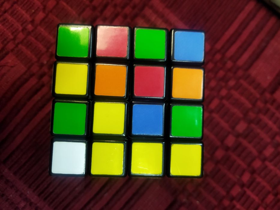 RUBIKS KUBE, Кубчето на Рубик- голям размер