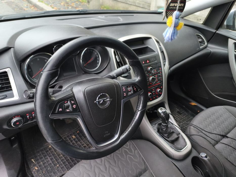 Opel Astra J 2014