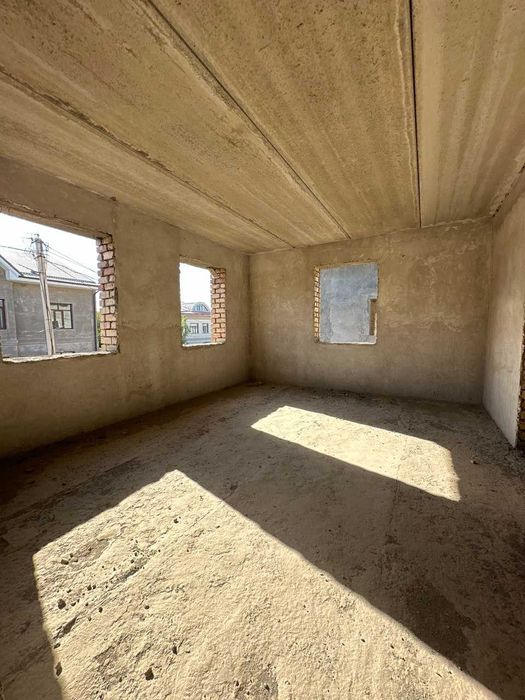 Срочно! Дом 9 соток, коробка. Кибрай ор-н.  ул. Бугор (НБ)