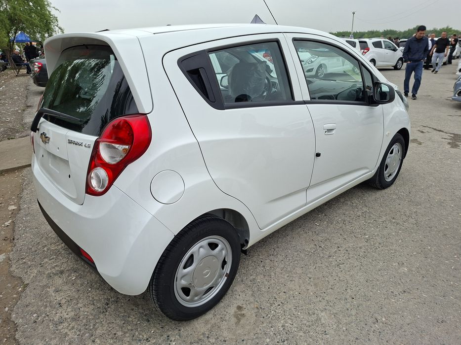Yangi spark 37900 km