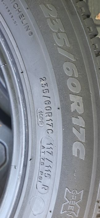 2 anvelope 235 60 17C Michelin Agilis 2018 7,3mm