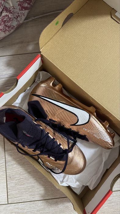 Бутсы 35 размера