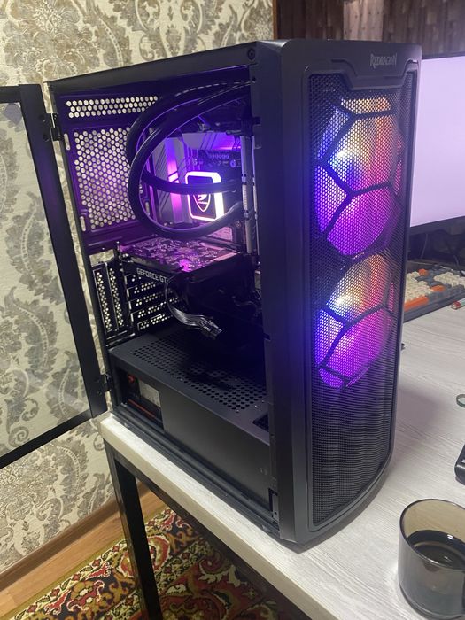 Срочно продаю компьютер кейс