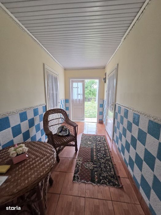 Se vinde casă 4 camere parter Zamostea Suceava 30.000euro + anexe