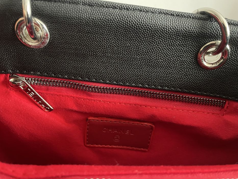 Ganta de umar chanel din piele