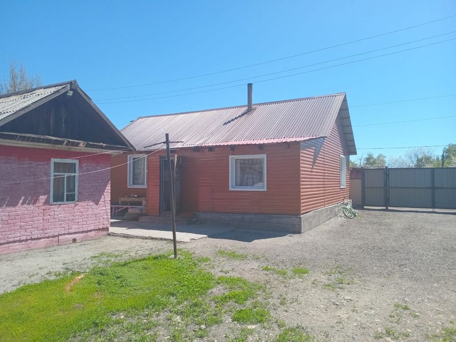 Мирный да3 бөлмелі үй сатылады