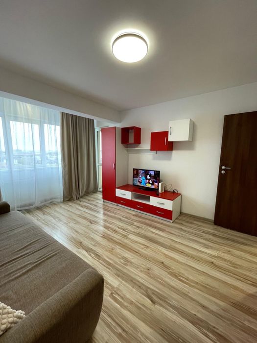 Inchiriez garsoniera 4 min mers metrou Dimitrie Leonida