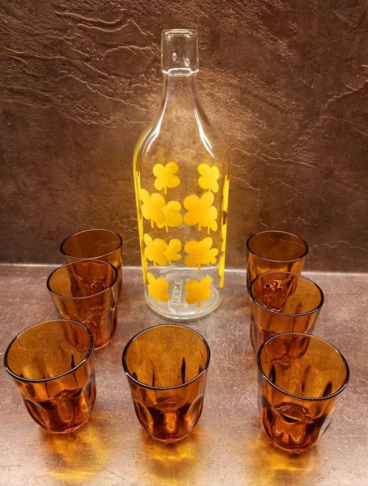 Чаши бутилка за ракия за шампанско сладолед чай, пепелник звезда Давид