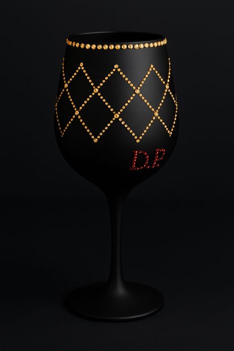 Чаши с кристални камъни