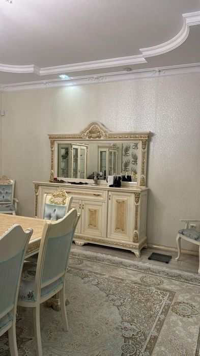 Комплект стол стуля сервант бәрі сатлыады