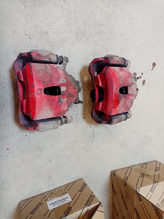 Тормозной суппорт на камри 35