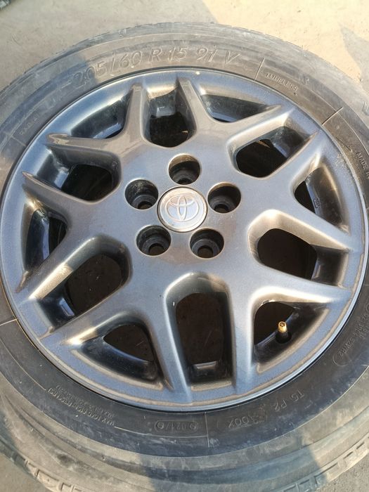 Balon diskasi bilan.R15 Tayotta diska