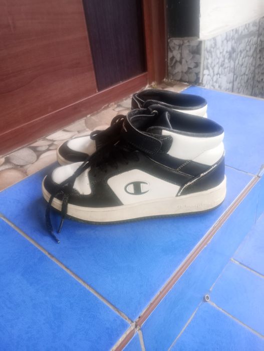 Pantofi sport înalți Campion Nr.38.5