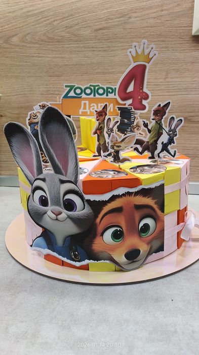 Картонени торти за празници