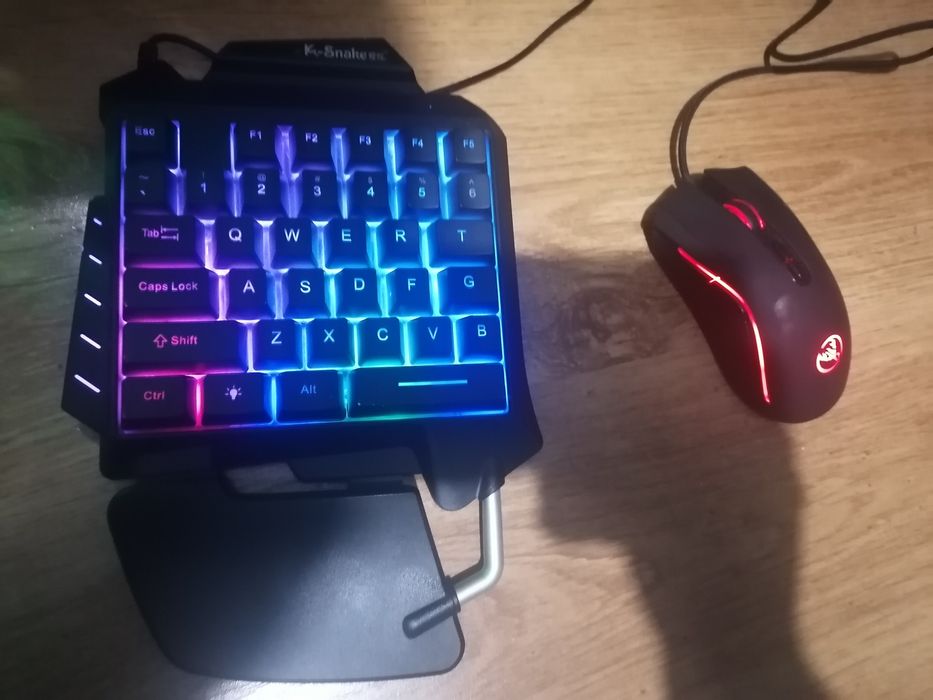 Gaming mouse and keyboard