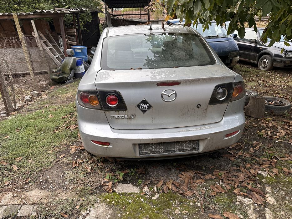 Мазда 3 на части
