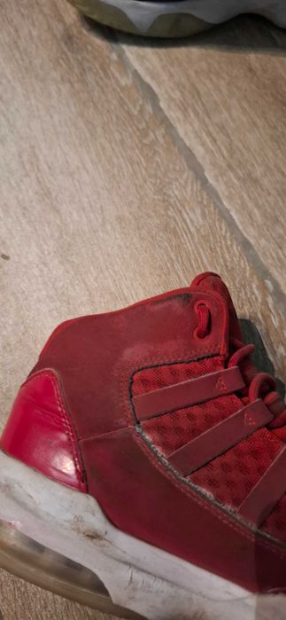 Обувки Jordan Aura 3 Max