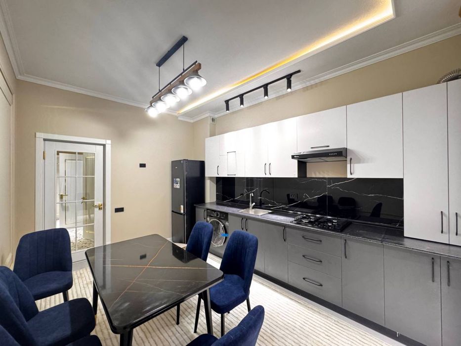 Срочно 4 хонали уй сотилади. 112кв