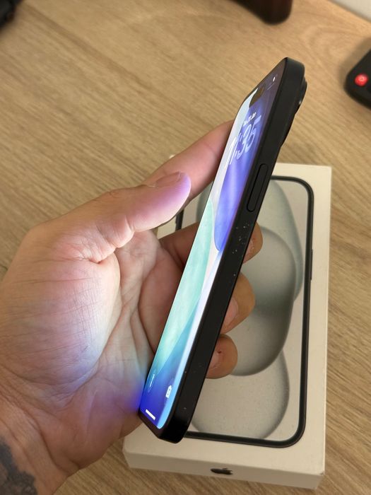 iPhone 15 black 256GB