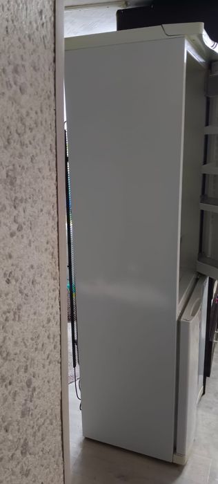 Продам холодильник Атлант!