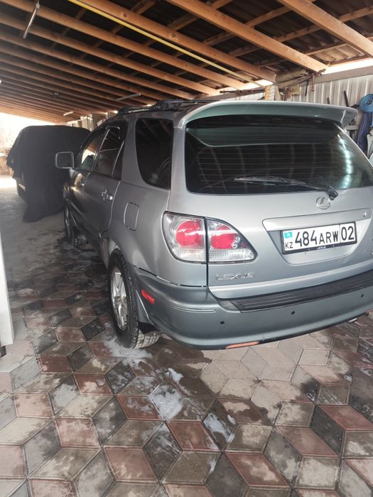 Продам Lexus RX300