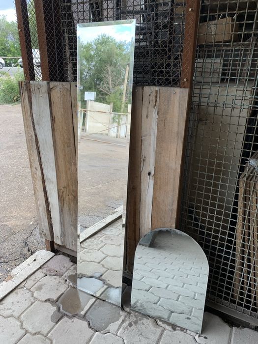 Зеркала в очень хорошем состоянии