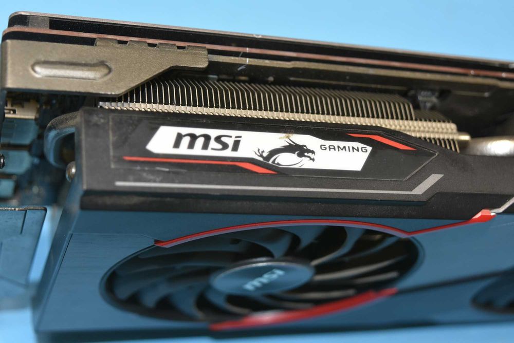 Msi Gaming RX 5700 XT 8 GB Видео карта за игри