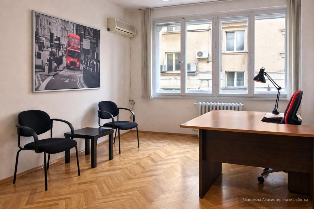 Дава се под наем Двустаен апартамент в София, Център - 55 кв.м за 598.23 € - Снимка #3