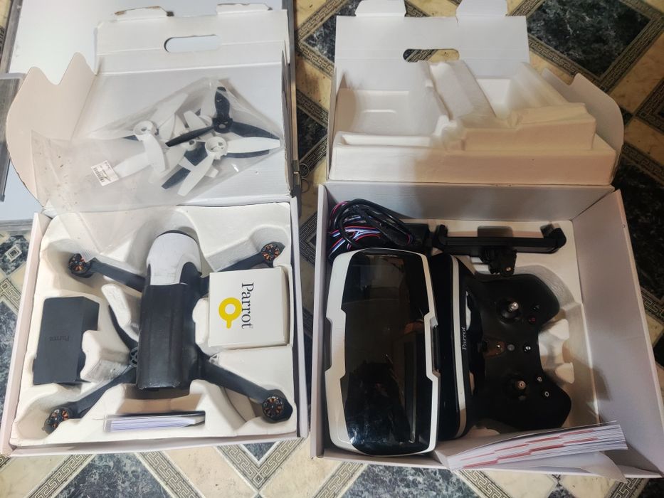 Дрон Parrot Bebop 2 FPV