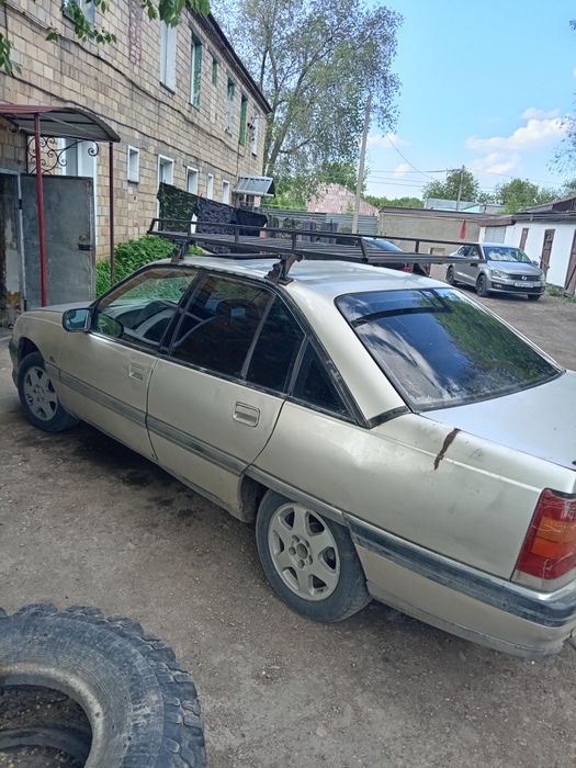 Продам Опель Омега А