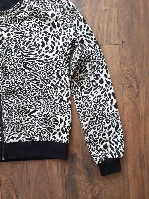 Нови дънки и горнище М размер