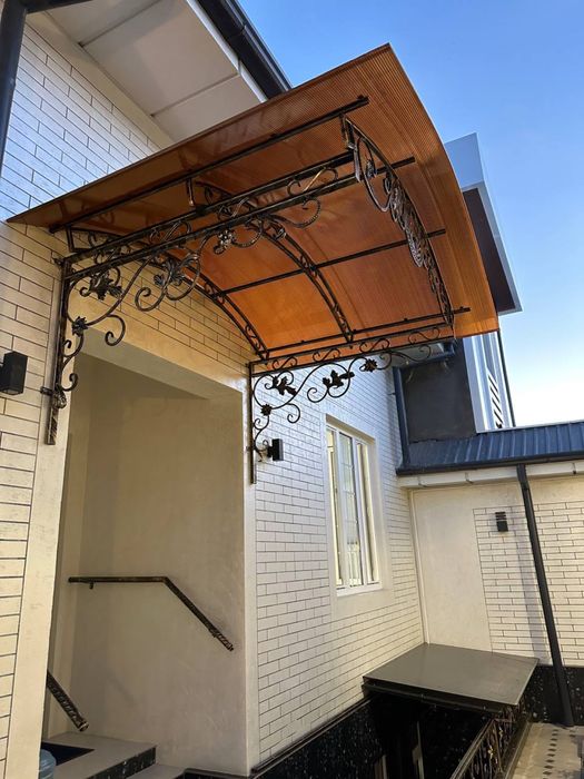 Leksan «сотовый поликарбонат» Sotalight