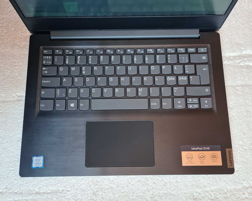 Laptop Lenovo Ecran 13" Full HD, i5-82650U, 8 GB DDR4, SSD 256 GB