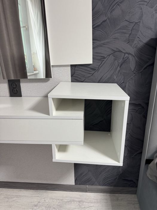 Туалетный столик