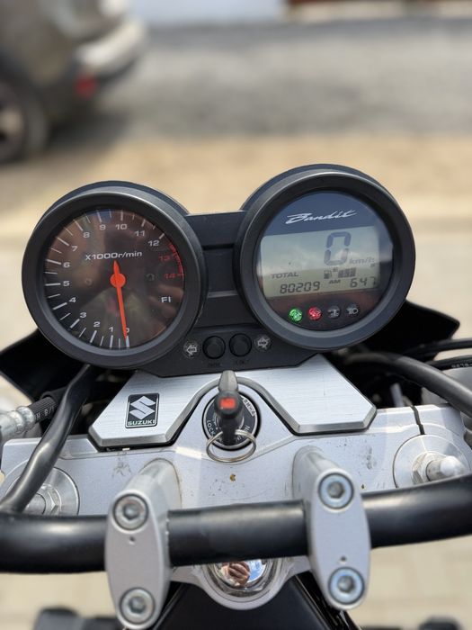 Suzuki bandit GSF 650 2007