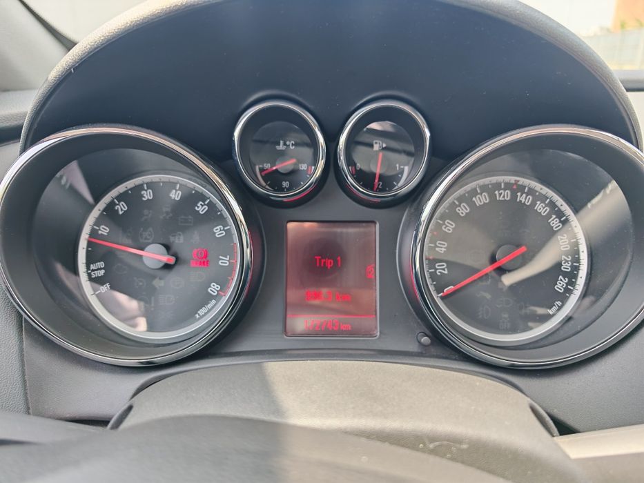 Opel Astra GTC 2012 | 1.4 Benzină 101 CP