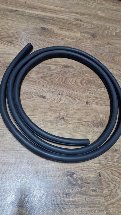 Уплотнитель проёма двери на бмв е39