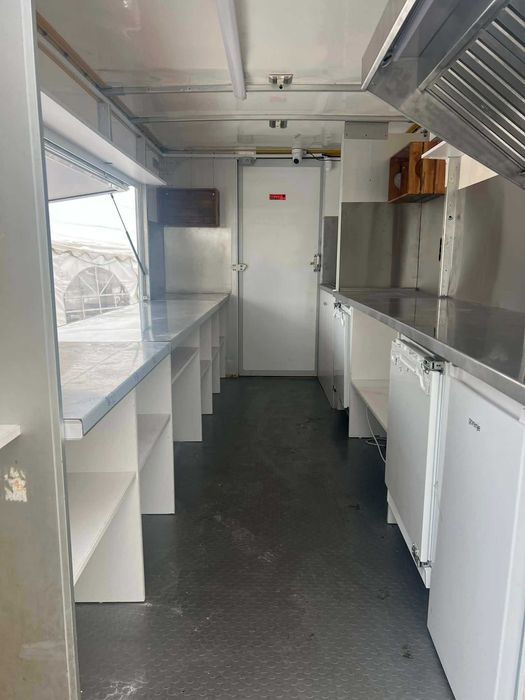 Бус за бързо хранене