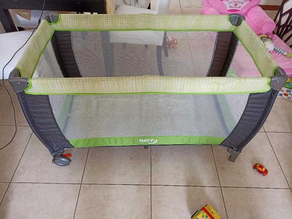 Pat / parc pliabil pentru bebe sau copii pentru calatorii