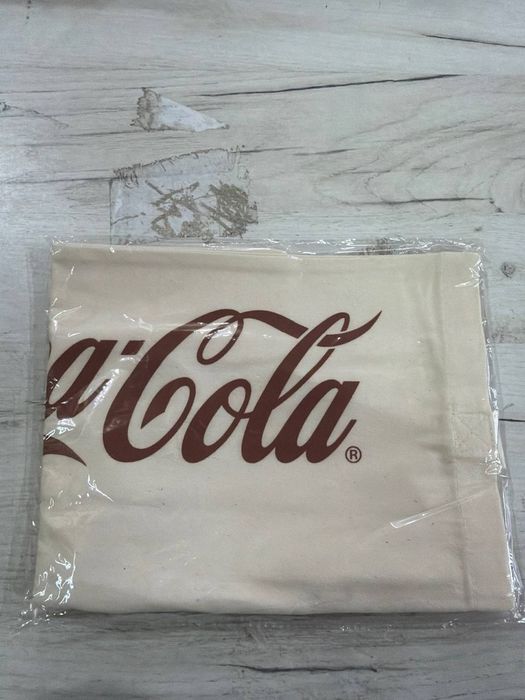 Shoper coca cola yengi