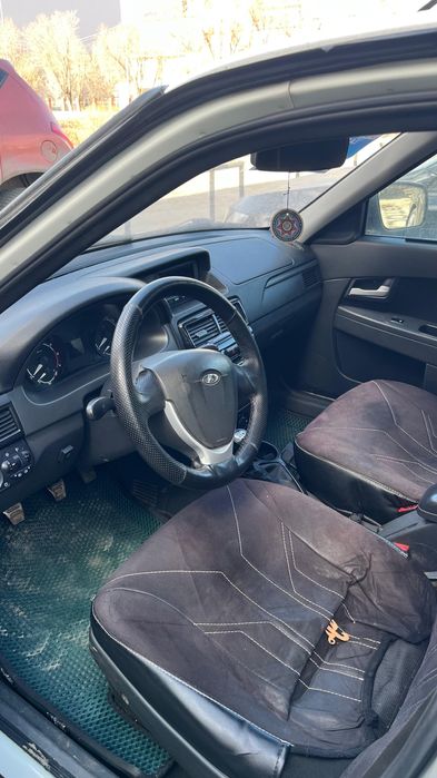 Продам Лада Приору недорого