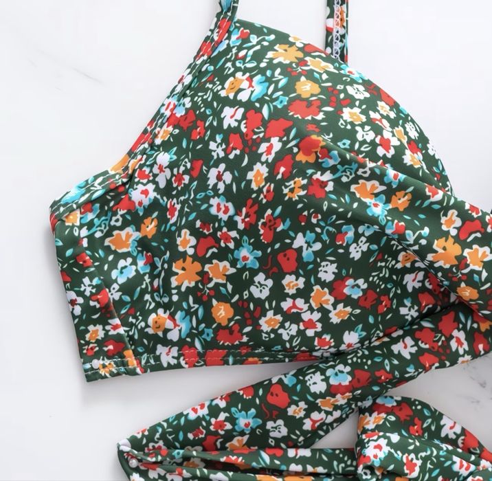 Продам купальник тройка. Новый